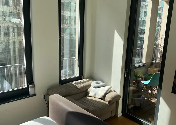 Berlin -central-mitte Light Filled 2bd Niederdorla